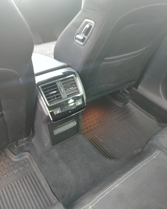 Skoda Superb cena 61500 przebieg: 216000, rok produkcji 2018 z Górzno małe 106